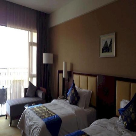 Liuzhou Sanjiangxian Dongxiangguo Hotel Exterior photo