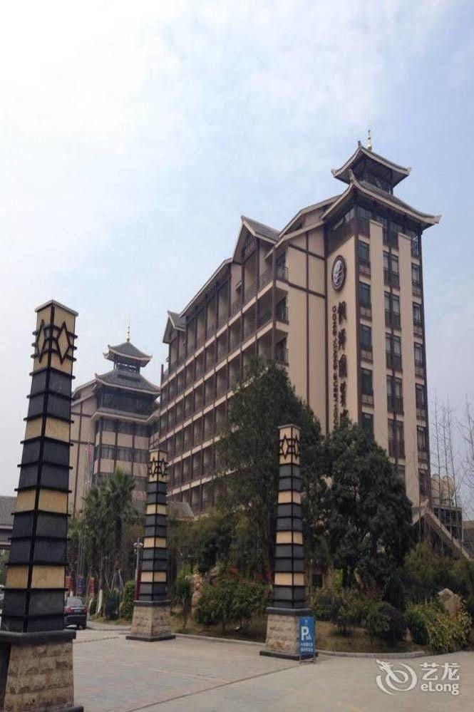 Liuzhou Sanjiangxian Dongxiangguo Hotel Exterior photo